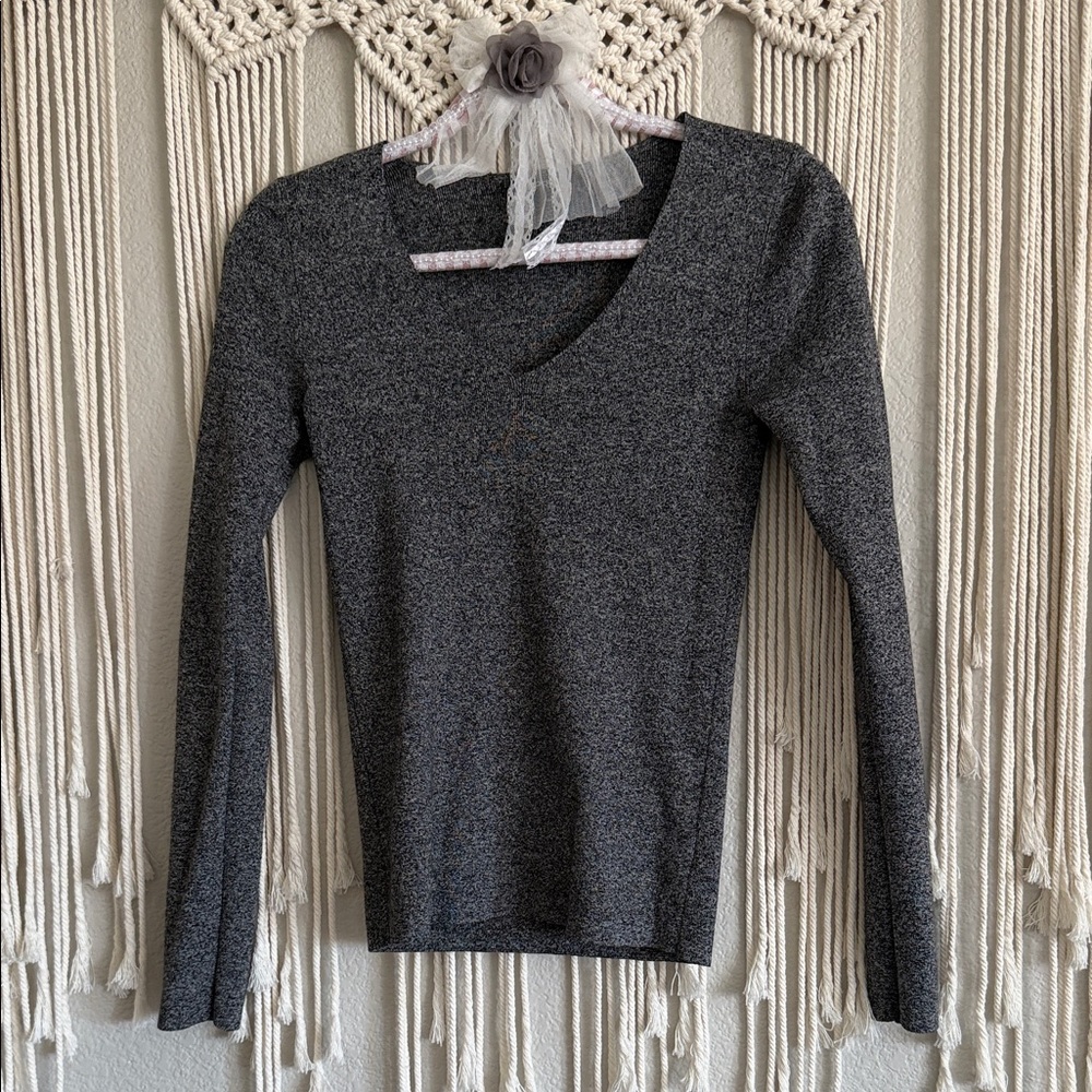 Express v-neck fitted sweater heather grey